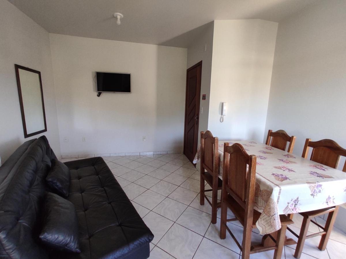 Residencial Medeiros Lägenhet Guarda do Embaú Rum bild