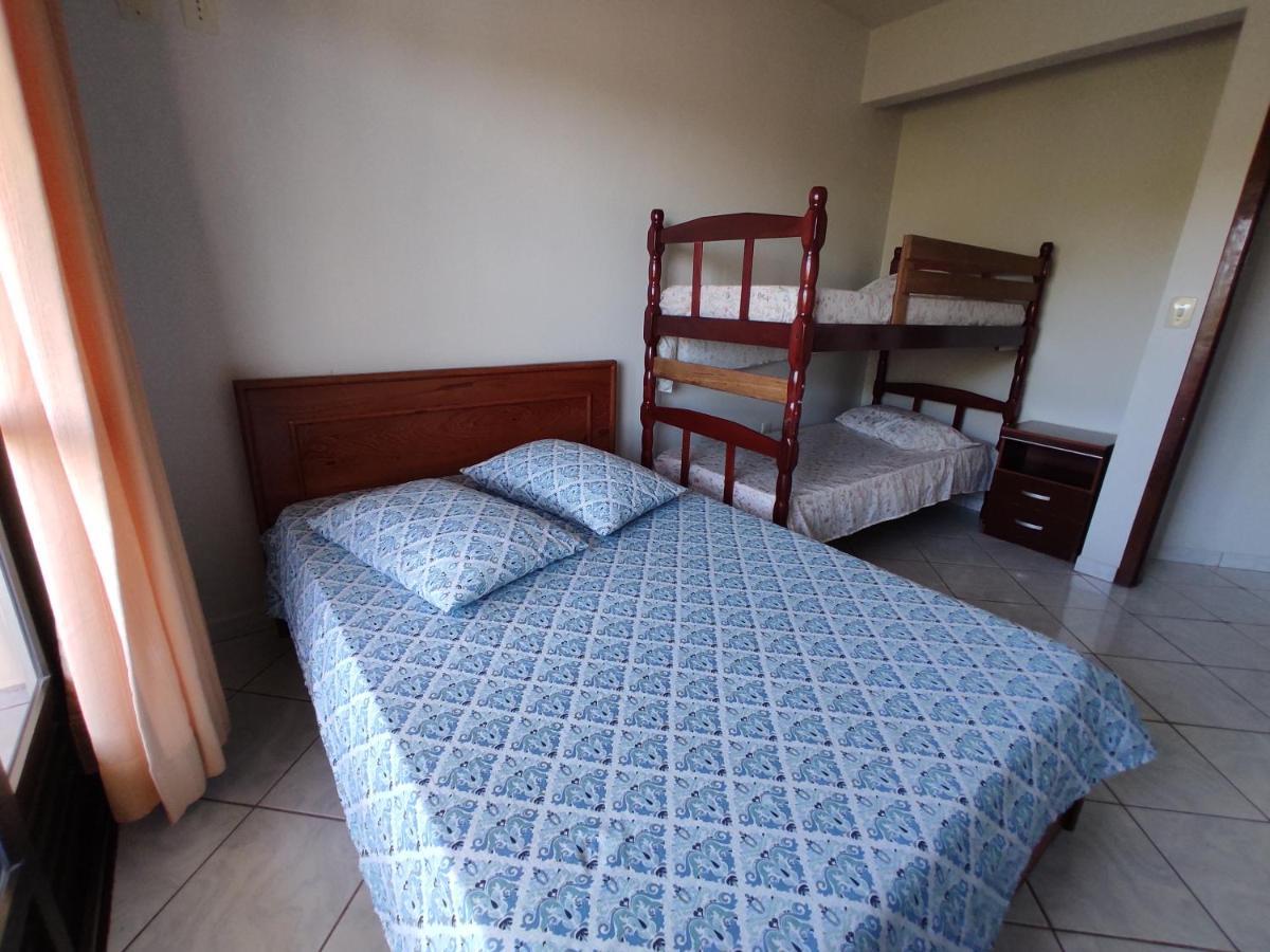 Residencial Medeiros Lägenhet Guarda do Embaú Rum bild
