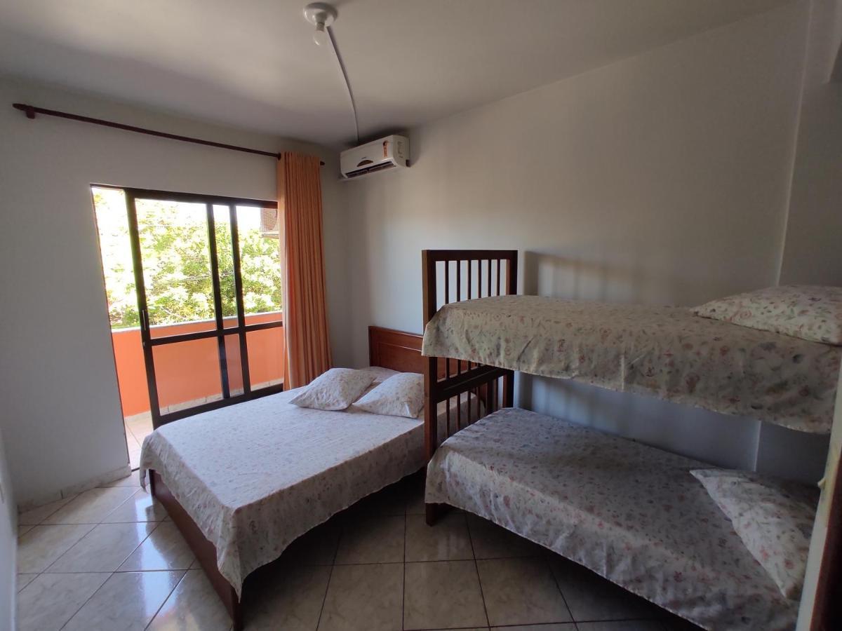 Residencial Medeiros Lägenhet Guarda do Embaú Rum bild